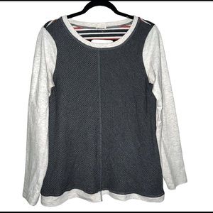 Hem & Thread Striped Long Sleeve Blouse Top
• Size Small